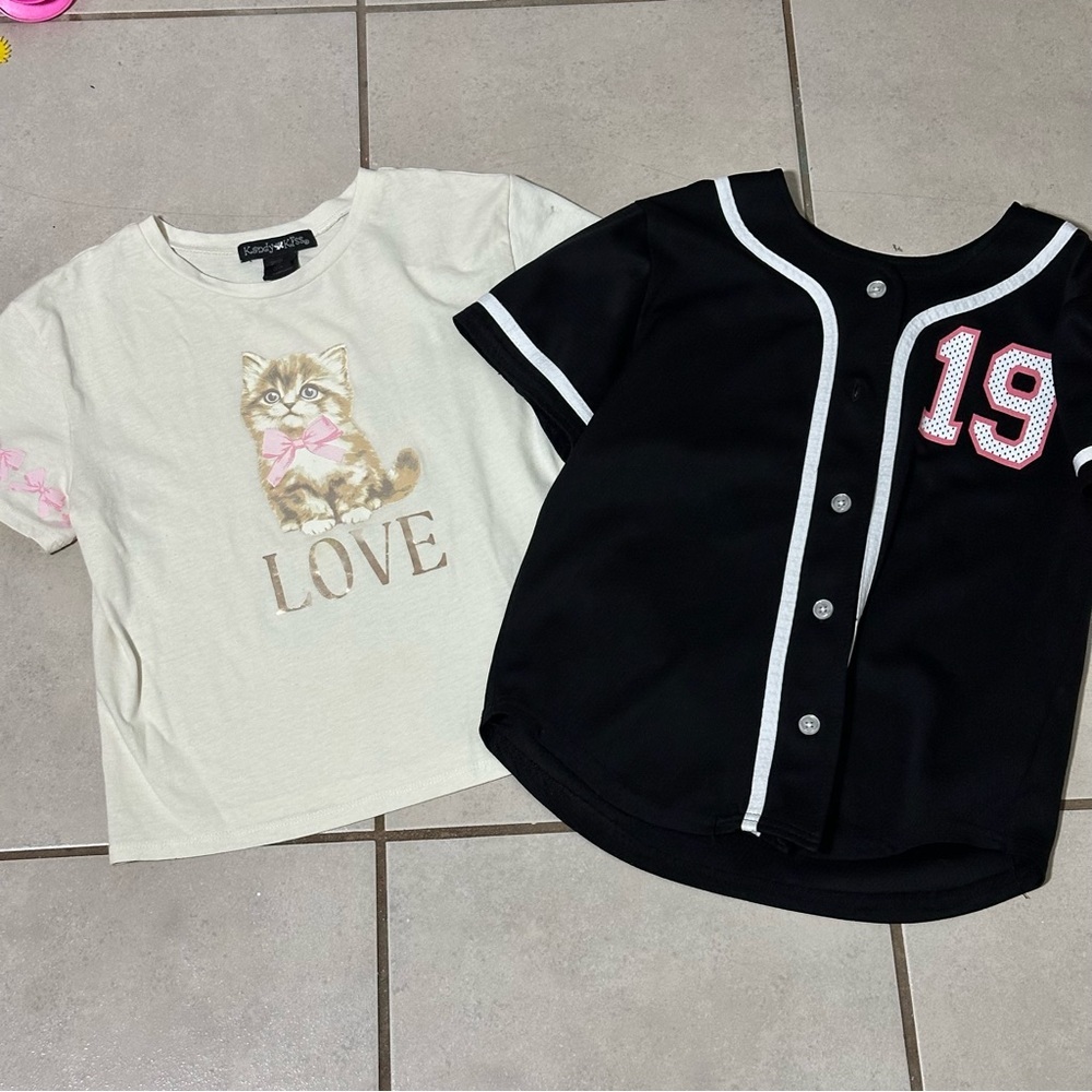 Champion & Kandy Kiss Kids Girl Cat Print Cream T-Shirt and Black Baseball Tee M